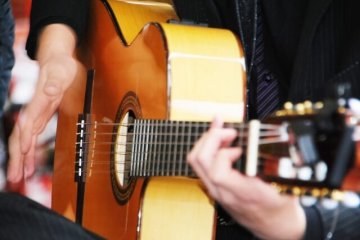 ゲリラがジョーに会いに来る