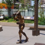 ooizumigakuen_statue_fightingjoe